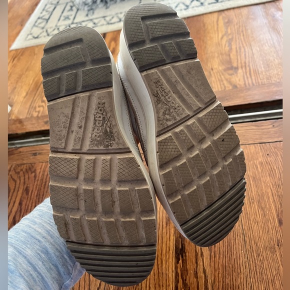 Reebok Club C Geo Mid Sneaker - Picture 8 of 8